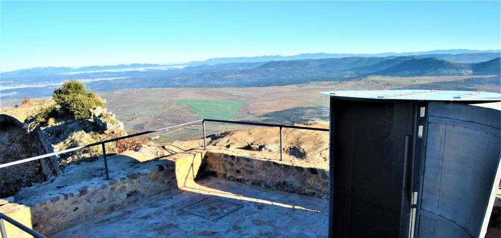 El Castillo De Herrera Del Duque Vuelve A Abrir Sus Puertas Tras La